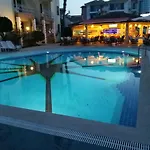 Papaya Hotel Sidé