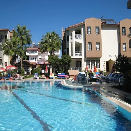 Papaya Hotel 3*